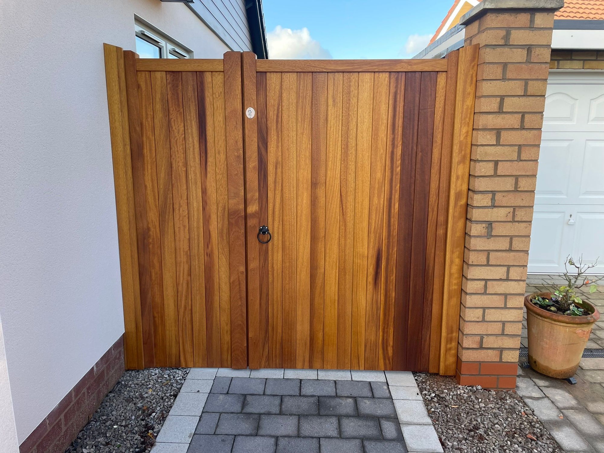 Asymmetrical Hardwood Gates - Village Design