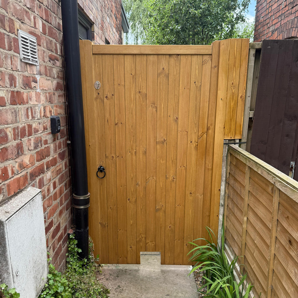 Asymmetrical Gate Asymmetrical Wooden Gates - Village Design - Stellar Gates