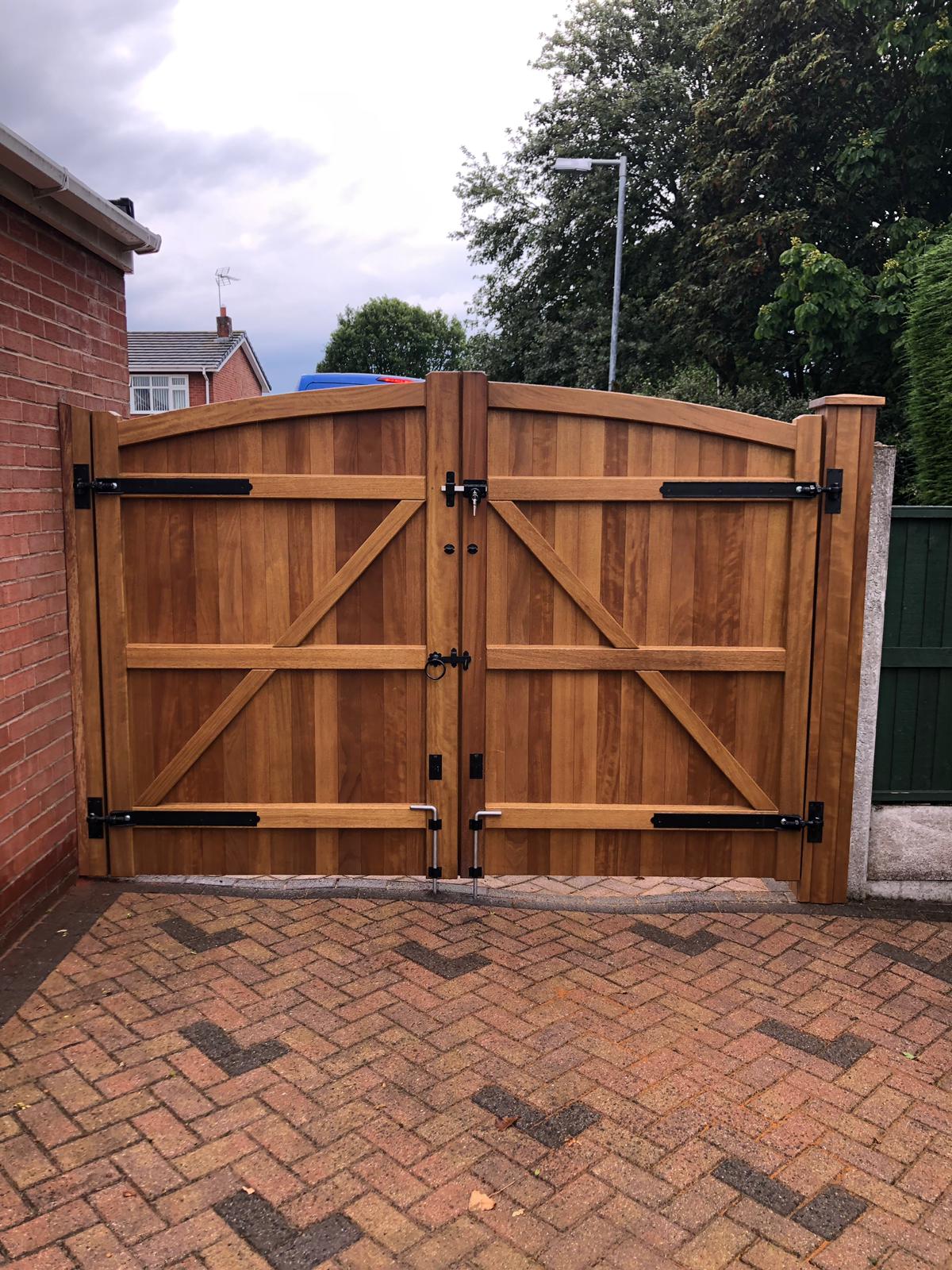 Iroko Hardwood Driveway Double Gates - Lymm Style Natural Rear